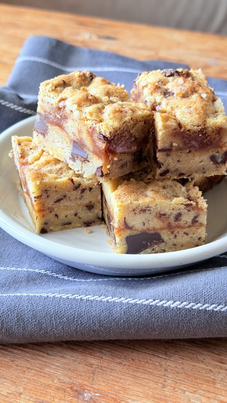 Salted Caramel Chocolate Chip Crumb Bars